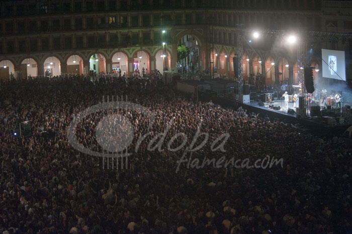 kiko_veneno_en_la_plaza_de_la_corrdera_1_20120617_1592779625