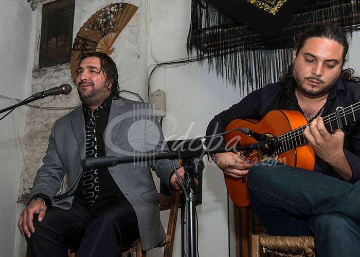 ral_nez_y_nio_seve_en_el_alczar_viejo_20130625_1369701959
