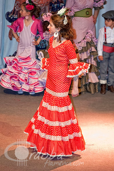 ii_pasarela_de_moda_flamenca_sembrando_esperanza_10_20120321_1114802157