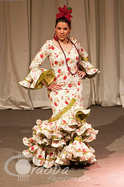 ii_pasarela_de_moda_flamenca_sembrando_esperanza_12_20120321_1502070648