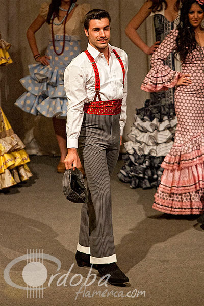 ii_pasarela_de_moda_flamenca_sembrando_esperanza_25_20120321_2029814876