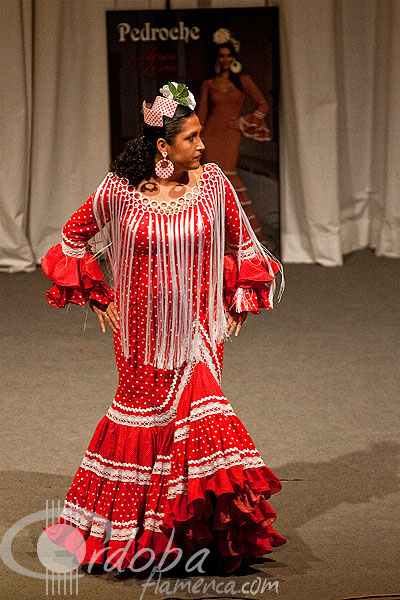ii_pasarela_de_moda_flamenca_sembrando_esperanza_29_20120321_1377696103