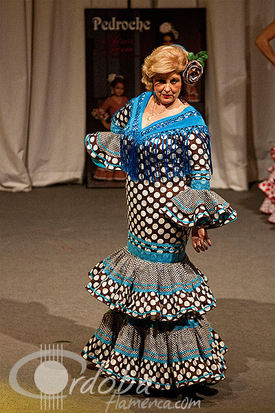 ii_pasarela_de_moda_flamenca_sembrando_esperanza_35_20120321_1716423020