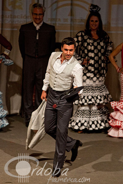 ii_pasarela_de_moda_flamenca_sembrando_esperanza_39_20120321_1906788037