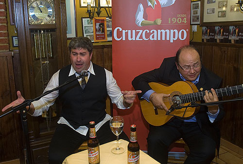 antonio_de_pozoblanco_y_trenas_en_la_taberna_san_cristbal_20120131_1252134661
