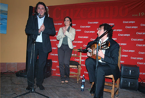 mejas_amparo_ramos_y_jos_tomas_en_la_bodega_moriles_20120224_1787604256