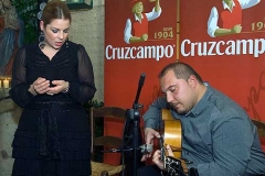 gema_mariscal_y_antonio_migueles_en_bodegas_campos_20120127_1922747884