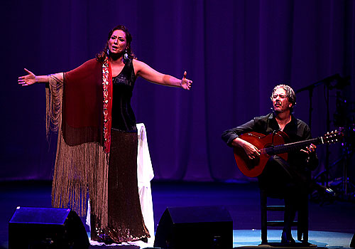 'A mi tiempo', espectáculo de la cantaora Marina Heredia en la Bienal de Flamenco de Sevilla 2012. Foto: Antonio Acedo.