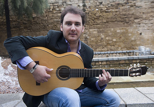 Entrevista al guitarrista José Tomás Jiménez, primer premio de Guitarra de Concierto en el X Certamen de Jóvenes Flamencos de Córdoba. Foto: Toni Blanco.