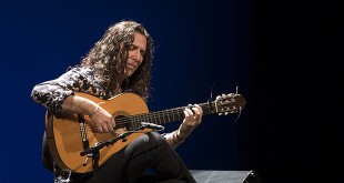 tomatito, guitarrista de flamenco - guitarra flamenca - concierto de tomatito en córdoba - festival de la guitarra de córdoba