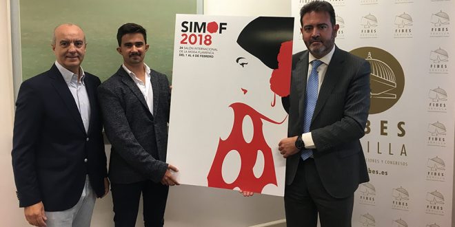 El gerente de FIBES, Jesús Rojas; el ganador, Mario Muñoz, y el director de S.A.C.O, Fernando Rodríguez, en la presentación del cartel oficial de SIMOF 2018. Foto: FIBES.