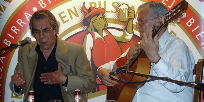 Lucas de Ecija - Cantaor - Artistas Flamencos - Flamenco en la Judería