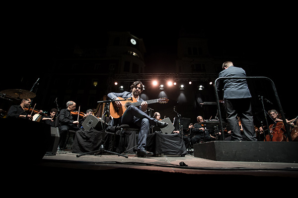 Daniel Casares y Orquesta de Córdoba en la Plaza de las Tendillas: Foto: M. Valverde.