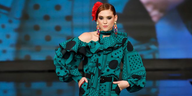 Nueva colección de trajes de flamenca de José Galváñ en Simof . Fotos: Chema Soler.