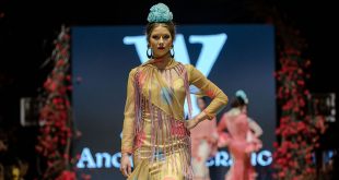 Nueva colección de trajes de flamenca de Ángeles Verano en la Pasarela Flamenca de Jerez 2020. Fotos: Christian Cantizano.