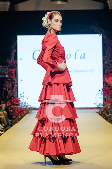 Nueva colección de trajes de flamenca de Cariola en la Pasarela Flamenca de Jerez 2020. Foto: Christian Cantizano.