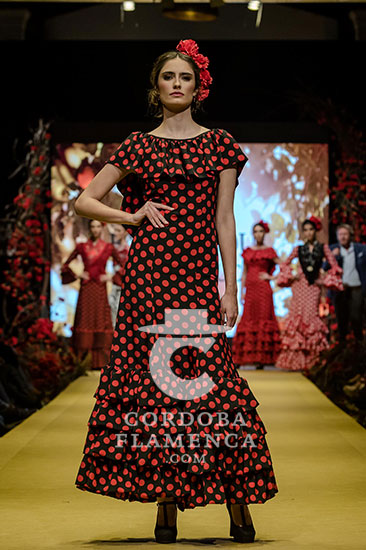 Nueva colección de trajes de flamenca de Miabril en la Pasarela Flamenca de Jerez 2020. Foto: Christian Cantizano.
