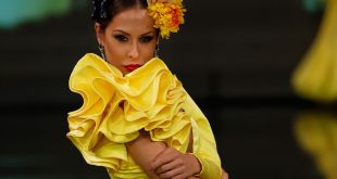 Nueva colección de trajes de flamenca de Carmen Latorre en Simof 2020. Foto: Chema Soler.