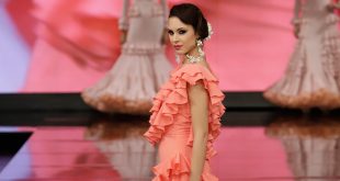 Nueva colección de trajes de flamenca de Cristina Vázquez en Simof. Foto: Chema Soler.