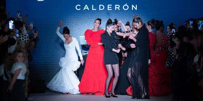 We love flamenco 2022. Desfile de la firma Johanna Calderón. Trajes de Flamenca y Complementos. Moda Flamenca