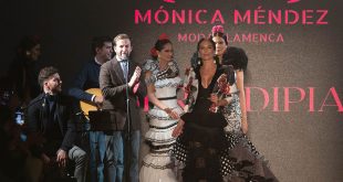 We love flamenco 2022. Mónica Méndez. Trajes de flamenca y complementos. Moda flamenca