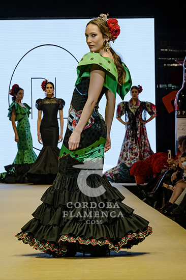 Pasarela Flamenca de Jerez 2022. Rafael Leveque. Moda flamenca. Trajes de flamenca y complementos