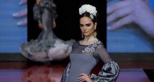 Simof 2022. Amalia Vergara. Moda flamenca. Trajes de flamenca y complementos.