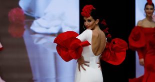 Simof 2022. Ana Morón. Moda flamenca, Trajes de flamenca y complementos.