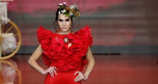 Simof 2022. Flor de Cerezo. Moda flamenca. Trajes de flamenca y complementos
