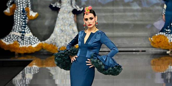 Cristina Vázquez. Simof 2023. Moda flamenca. Trajes de flamenca y complementos.