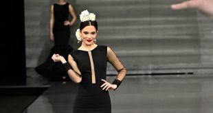 Leticia Lorenzo. Simof 2023. Moda flamenca. Trajes de flamenca y complementos.