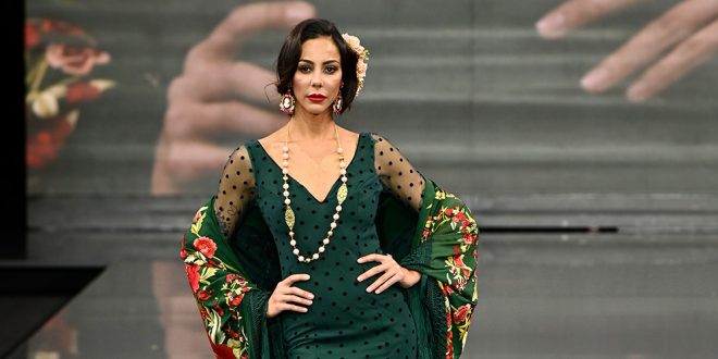 Maricruz & Montecarlo. Simof 2023. Moda flamenca. Trajes de flamenca y complementos.
