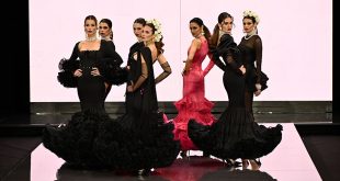 Sara Sanabria. Simof 2023. Moda flamenca. Trajes de flamenca y complementos.