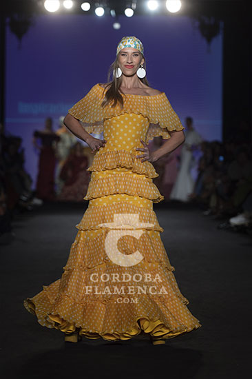We love flamenco 2023. El Ajoli y Pepe Jiménez. Moda flamenca. Trajes de flamenca y complementos.