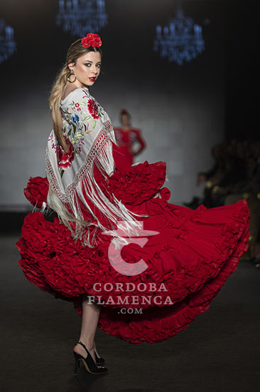 We love flamenco 2023. José Manuel Valencia. Moda Flamenca. Trajes de Flamenca y Complementos.