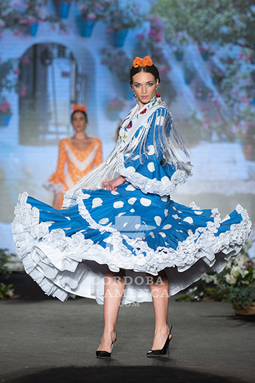 We love flamenco 2023. Rocío Márquez. Trajes de flamenca y complementos. Moda Flamenca.