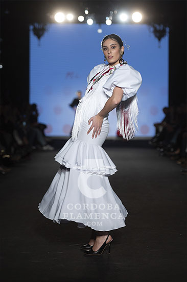 We love flamenco 2023. VIVA by WLF. Moda flamenca. Trajes de flamenca y complementos. Jóvenes diseñasores. Diseñadores emergentes.