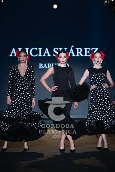 We love flamenco 2024. Alicia Suárez. Moda flamenca. Trajes de flamenca. Complementos de flamenca