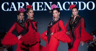 Carmen Acedo. We love flamenco 2024. Trajes de flamenca. Moda flamenca. Complementos de flamenca