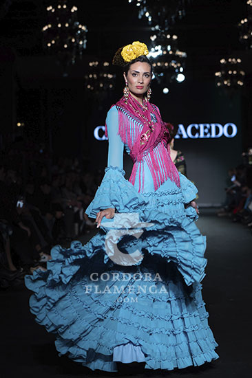 Carmen Acedo. We love flamenco 2024. Trajes de flamenca. Moda flamenca. Complementos de flamenca