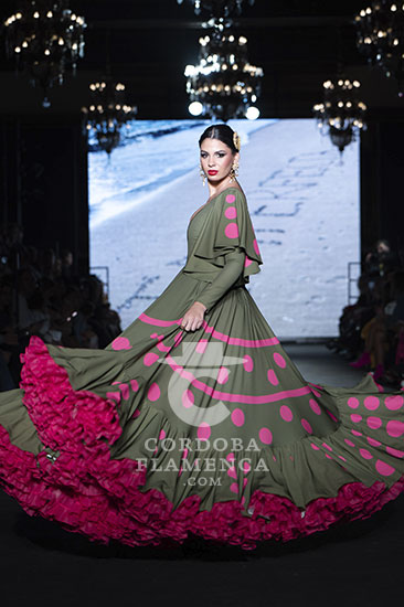 Santana Diseños. We love flamenco 2024. Moda Flamenca. Trajes de Flamenca. Complementos de Flamenca.