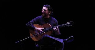 Antonio Rey, en concierto en el Teatro Góngora. Foto: Festival de la Guitarra de Córdoba.