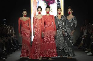 We love flamenco 2024. José Hidalgo. Moda flamenca. Trajes de flamenca. Complementos de flamenca.